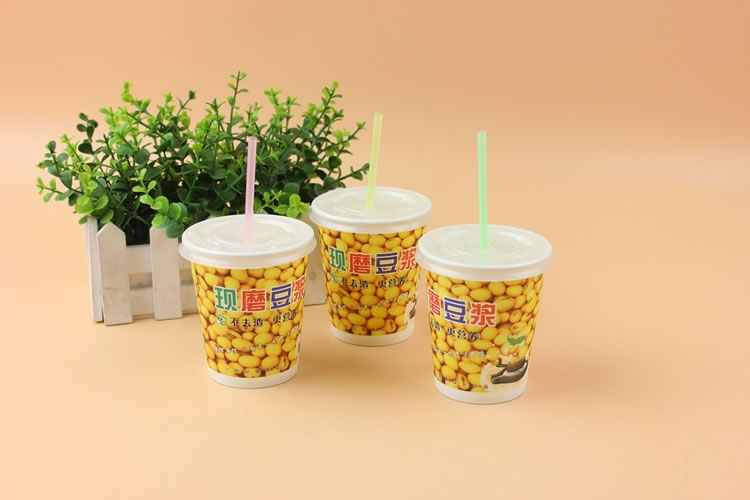 ���{����